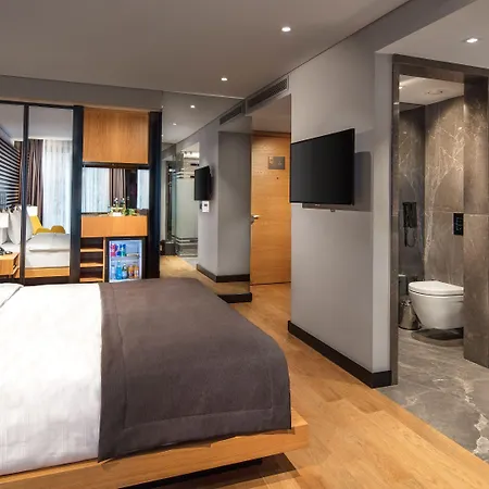 Metropolitan Bosphorus - Special Category Istanboel