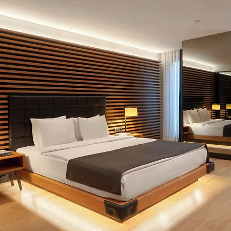 Metropolitan Bosphorus - Special Category