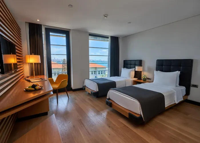 Metropolitan Bosphorus - Special Category 4*