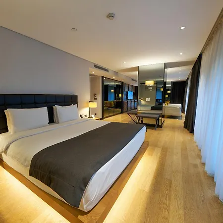 Metropolitan Bosphorus - Special Category 4*