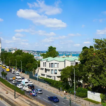Hotel Metropolitan Bosphorus 4*