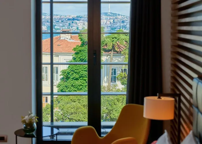 Metropolitan Bosphorus - Special Category 4*